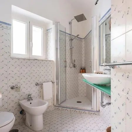 Bouganville House Apartament *